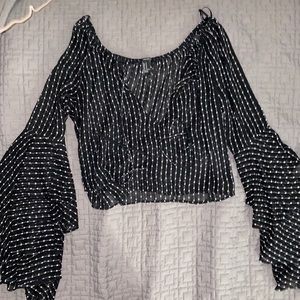 Black & white sheer blouse w/ bell sleeve